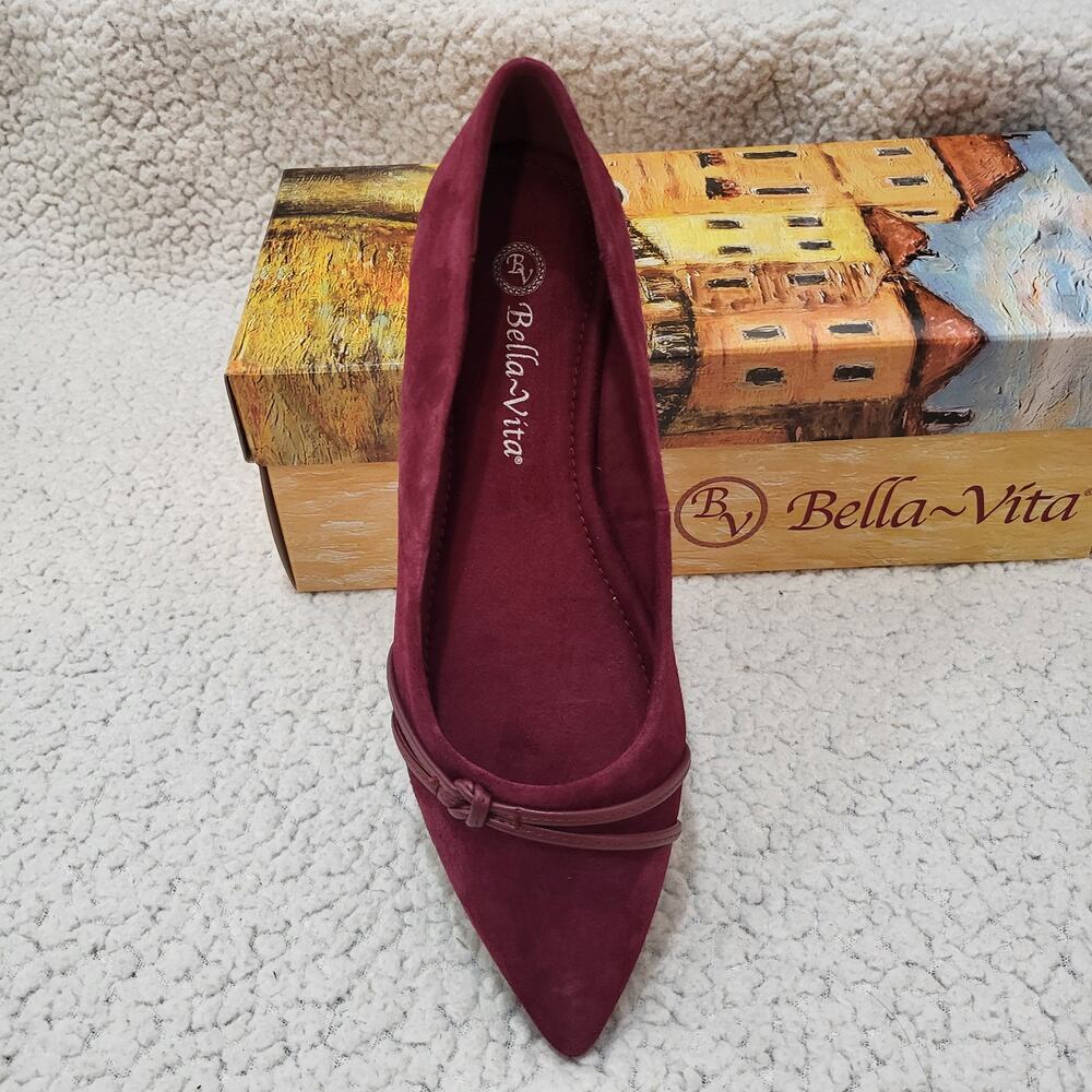 Bella Vita Women's Pointed Toe Flats in Burgundy